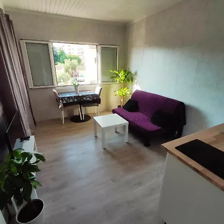 Les Des Mandariniers Apartman *